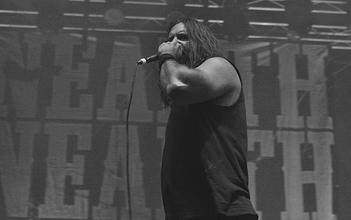 060_Unearth