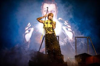 Machine Gun Kelly 3