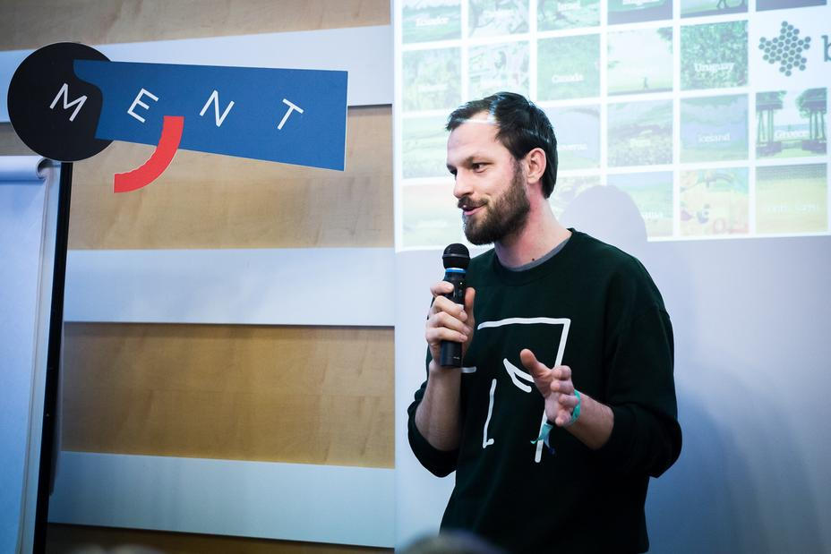 Andraž Kajzer
