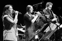 004_Jazzinec
