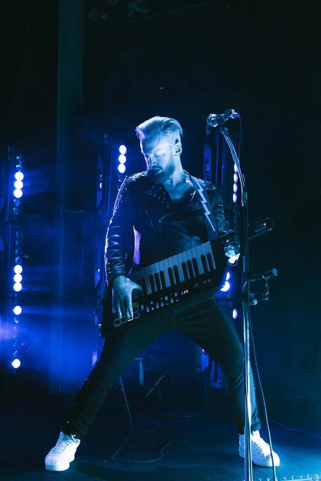 Royal Republic (6) (1)