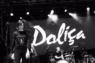 Polica (2)