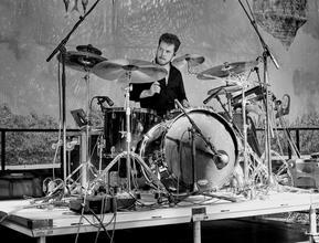 Lou Asril (3)
