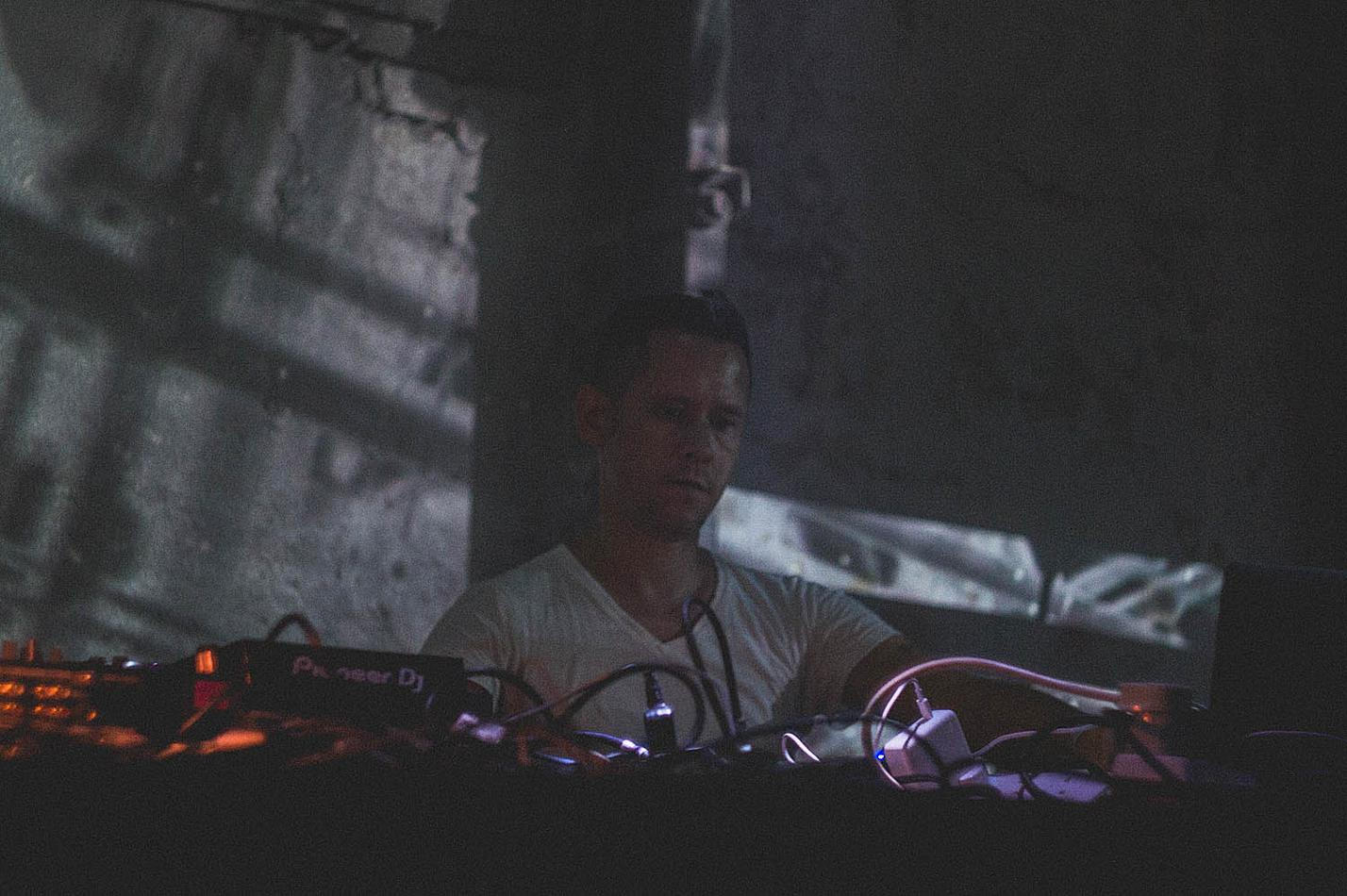 Broken English Club1