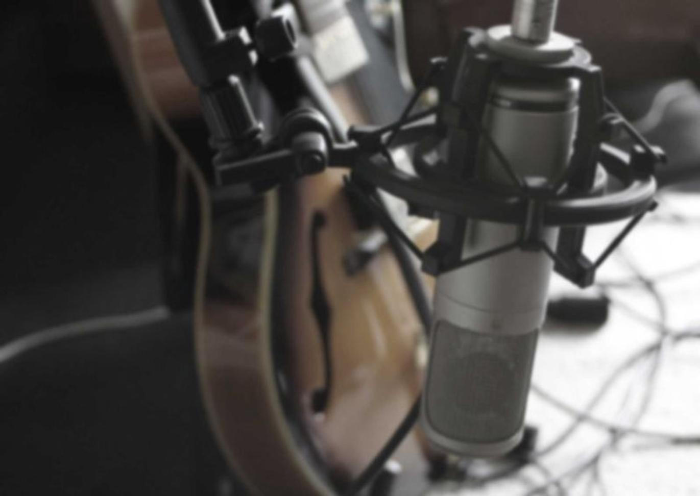 lealloo_studio3_001