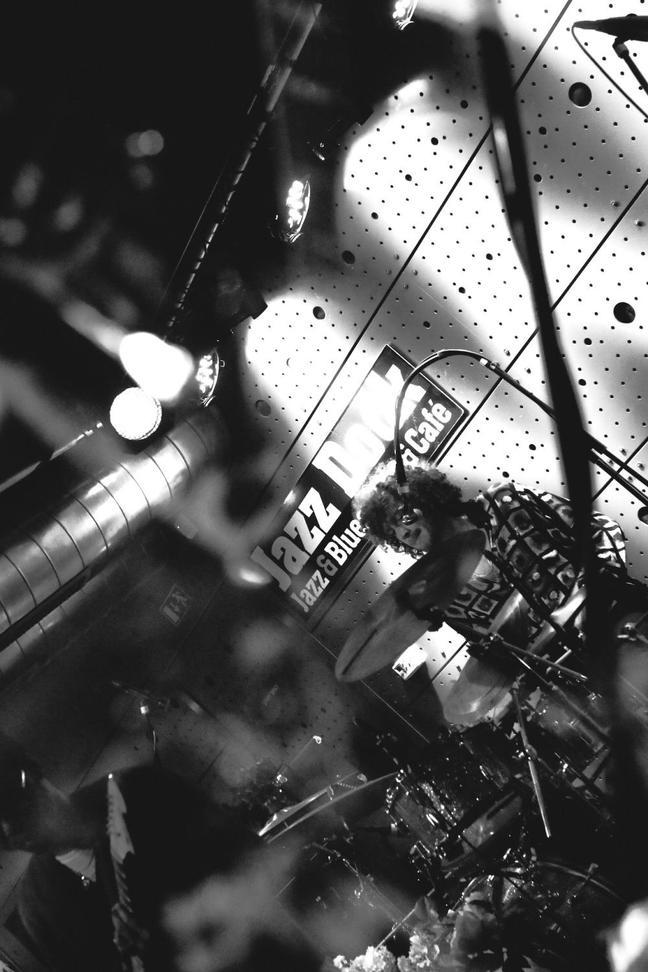 4_Curtis Harding