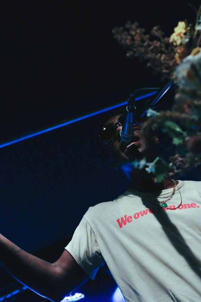 5_Curtis Harding