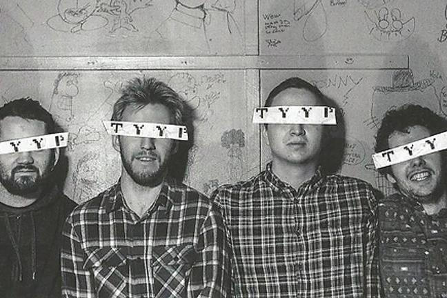 fullmoonzine.cz