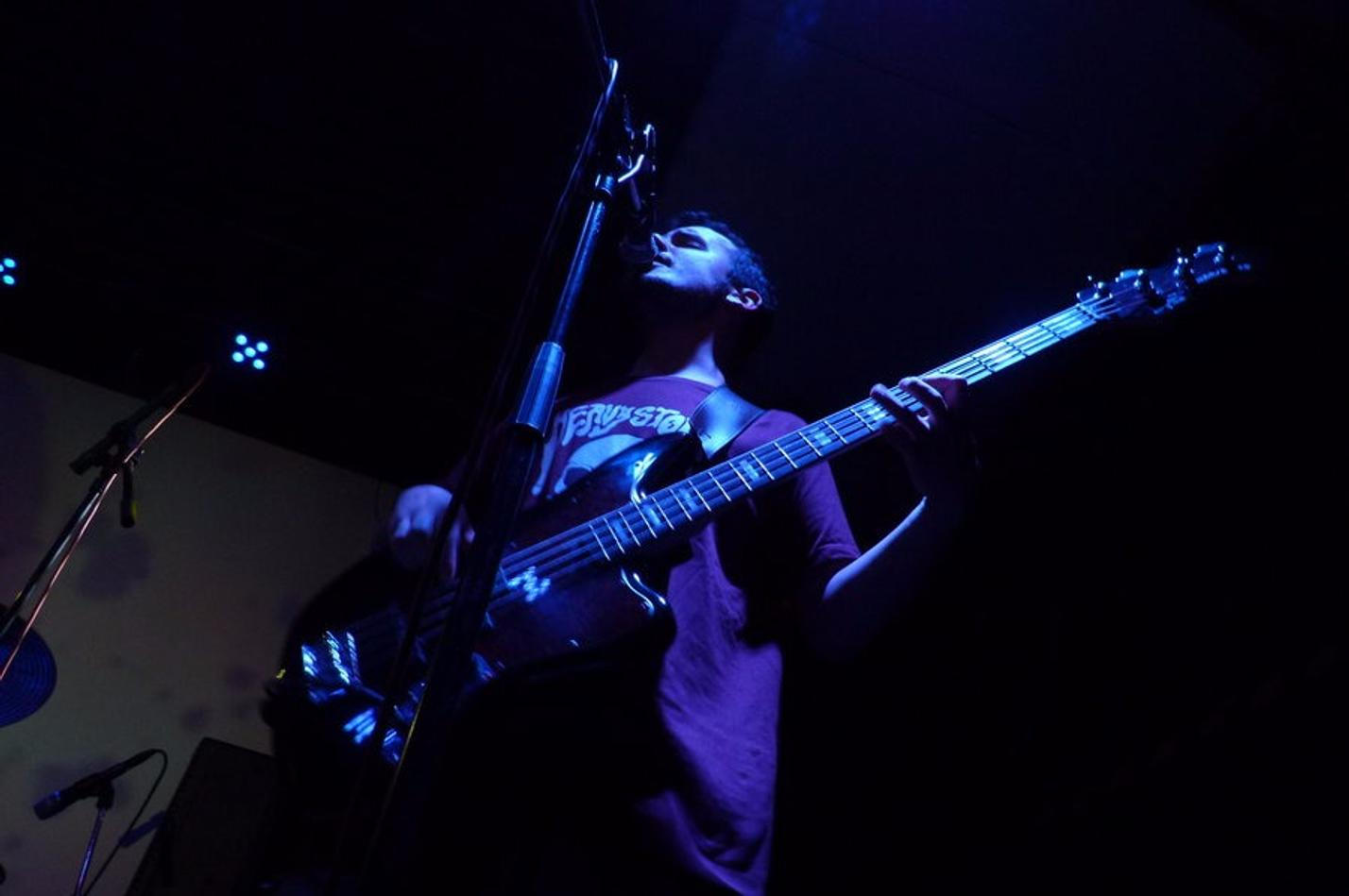 rsz_naxatras_klubovna_bass
