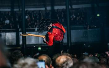 Anna Calvi in concert, Roundhouse, London, UK - 7 Feb 2019 - 6385