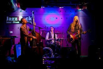 Wood Brothers_10
