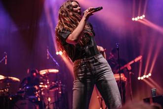 Maggie Rogers in concert, O2 Brixton Academy, London, UK - 8344