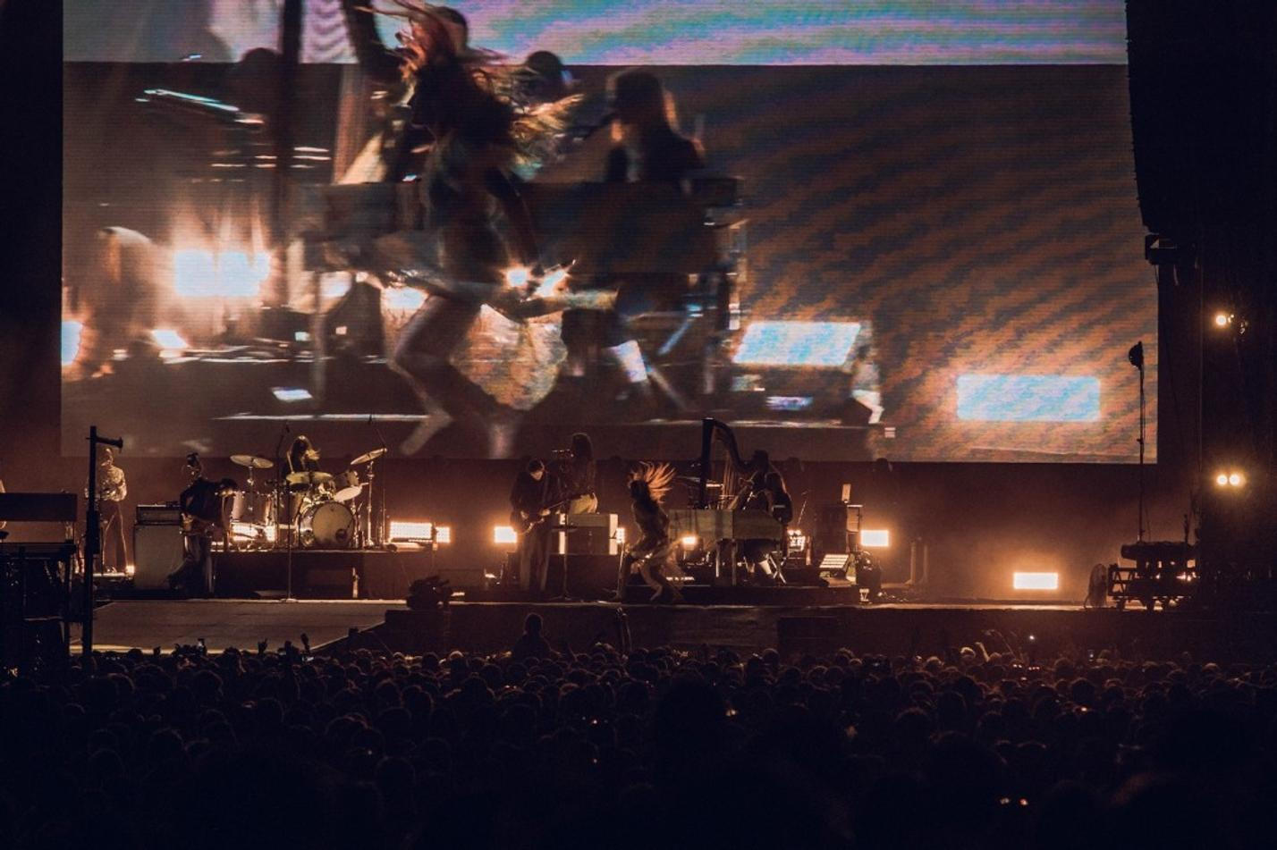30 FLORENCE + THE MACHINE
