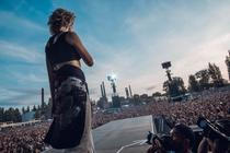 MØ
