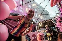 Streetparties, 3 (22)