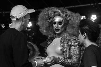 Streetparties, 3 (23)