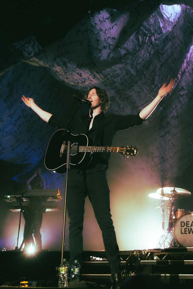 Dean Lewis (3)