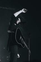Dean Lewis (2)