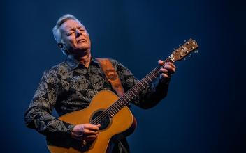 Tommy Emmanuel in concert, Royal Festival Hall, London, UK - 3081