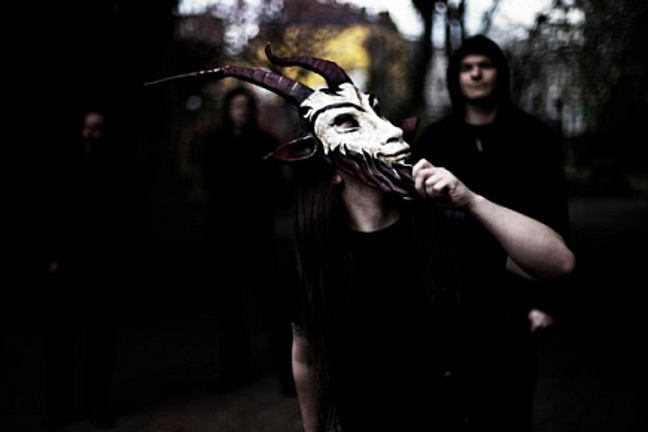 fullmoonzine.cz