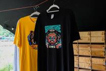 MERCH_3