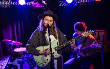 Hana Brooks in Concert, Troubadour, London, UK - 09 Dec 2018 - 1196