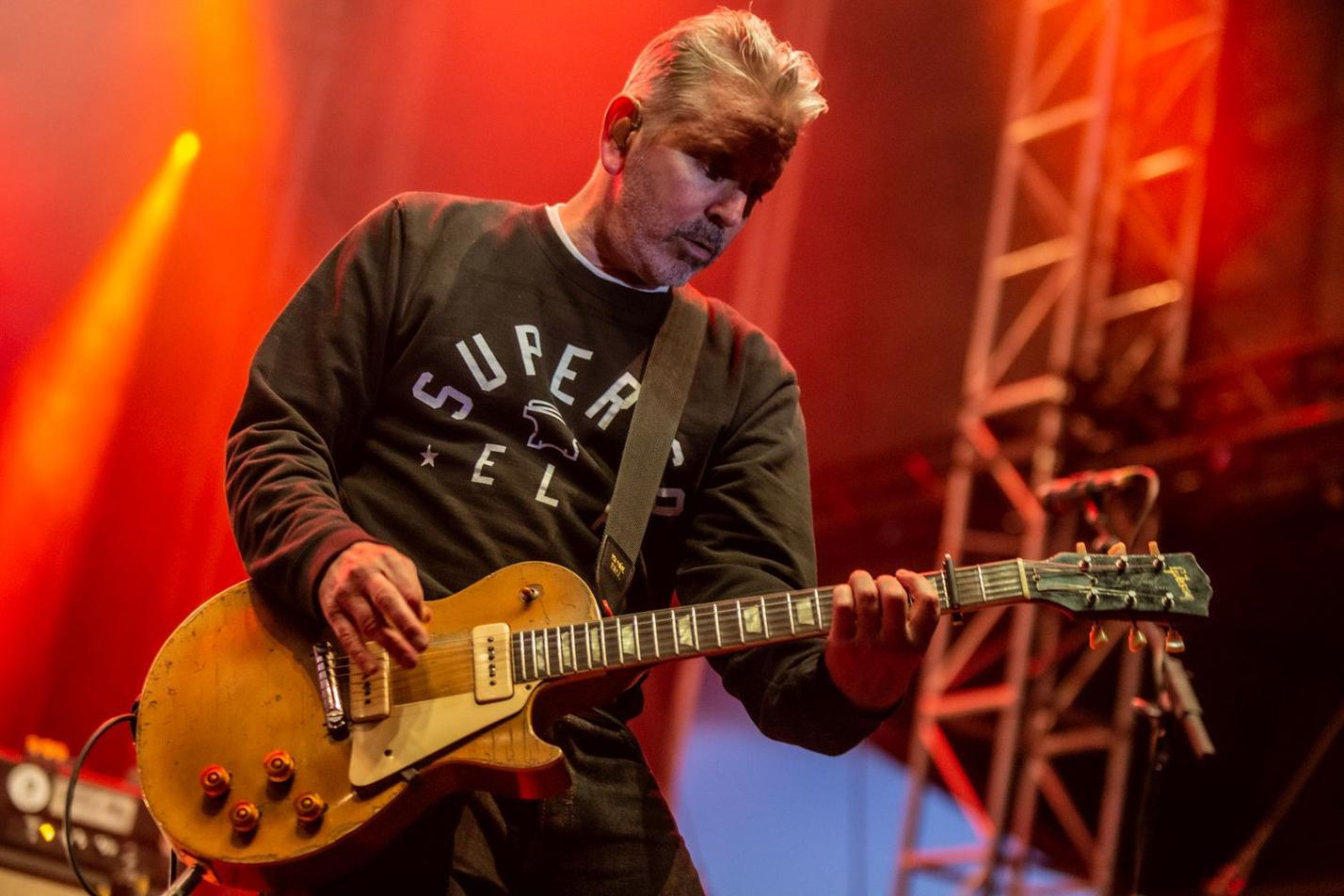 Social Distortion (2)
