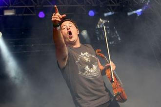 rfp_yellowcard_011
