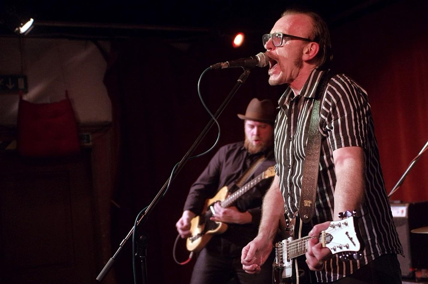 Phil Shoenfelt & Southern Cross