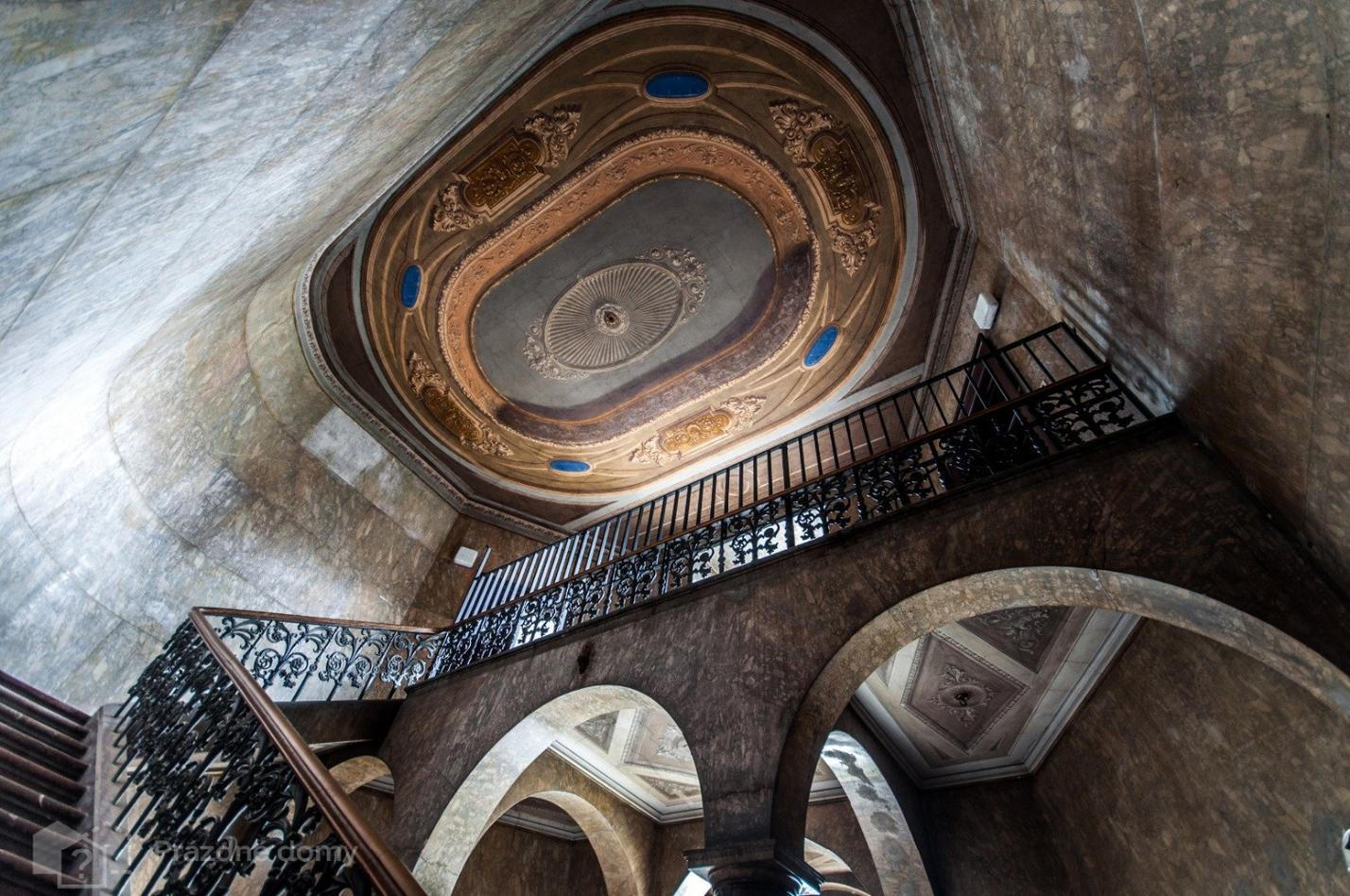 Desfourský palác foto Radomír Kočí