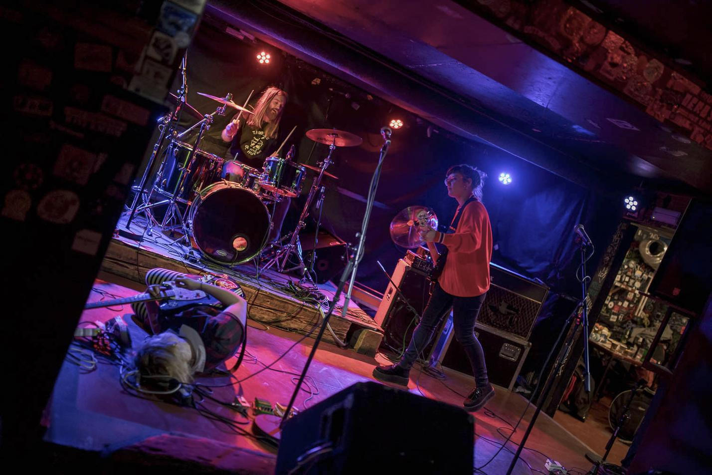 12-HeroineWhores