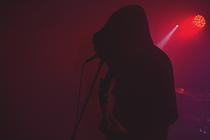 030_ AU-DESSUS