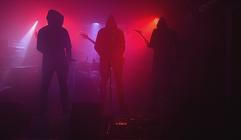 016_ AU-DESSUS