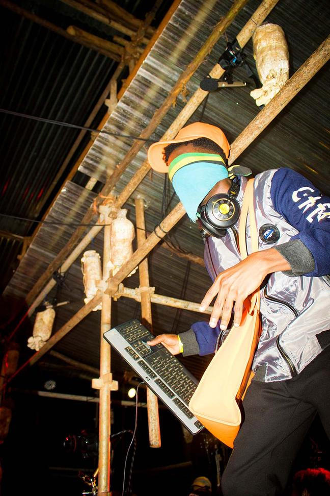 DJ Travella