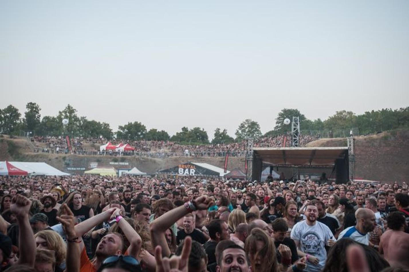 SM_20150807_20150808_BrutalAssault_Josefov_9738
