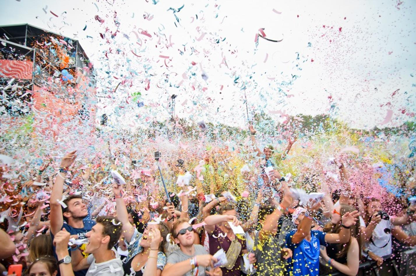 6133_confetti