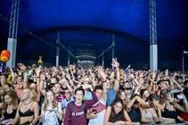 6576_people