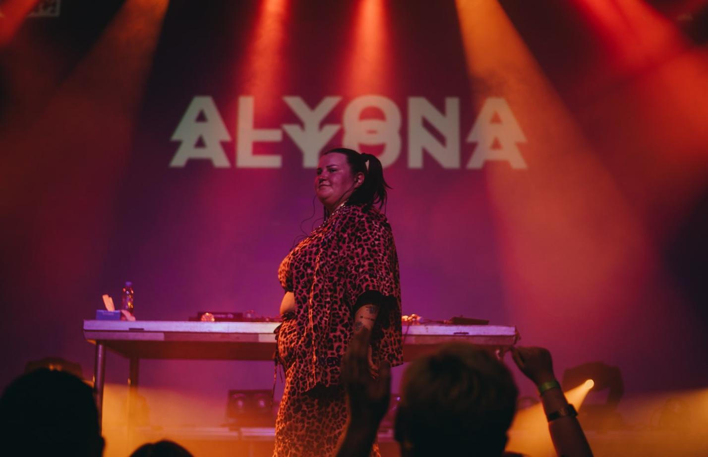 alyona-2