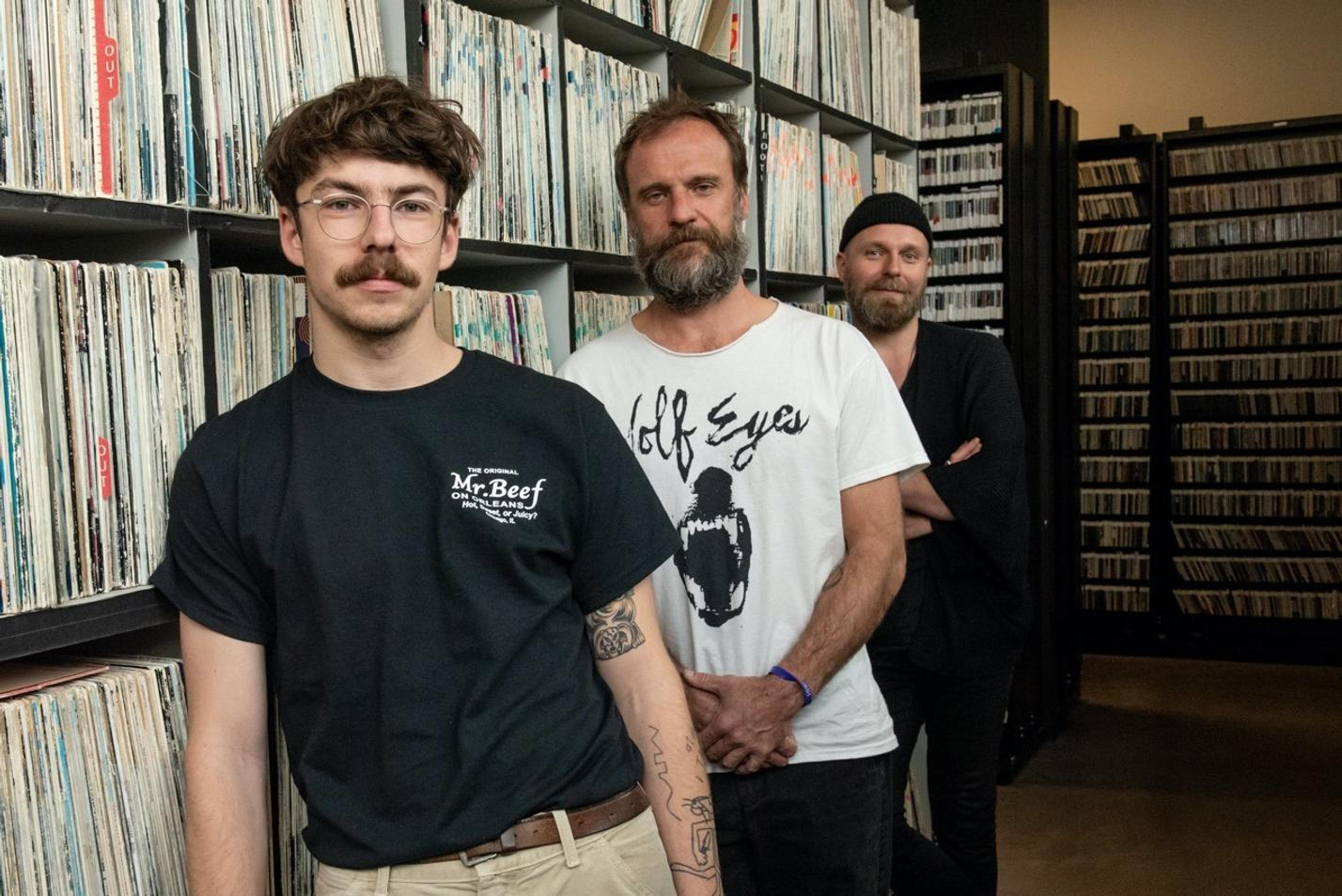fyield Live on KEXP by Morgen Schuler 1 Velký