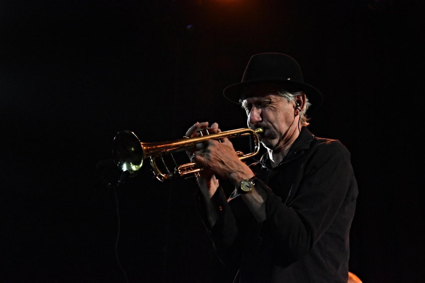 2-Erik Truffaz