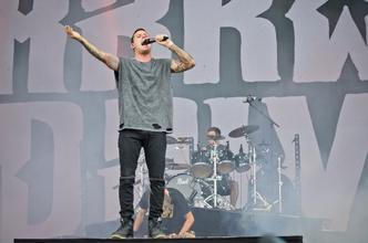 6738_parkway_drive