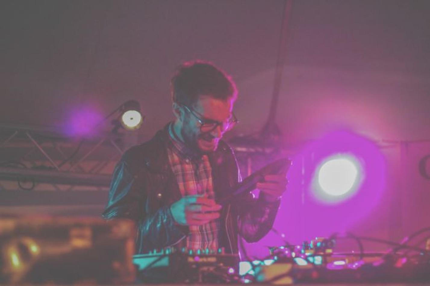 Creepy crawlers djs (2)