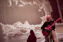 Jenny Hval - I Want to Be a Machine