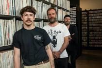 fyield Live on KEXP by Morgen Schuler 1 Velký