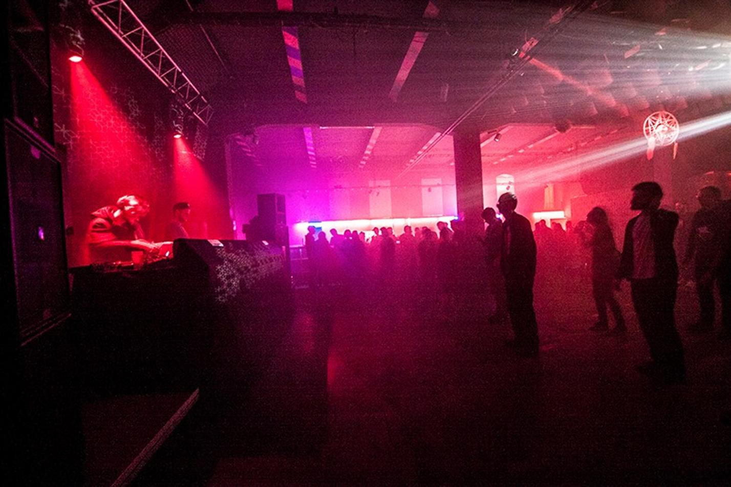 PSJ / KELLYS / DISCO MØRETI