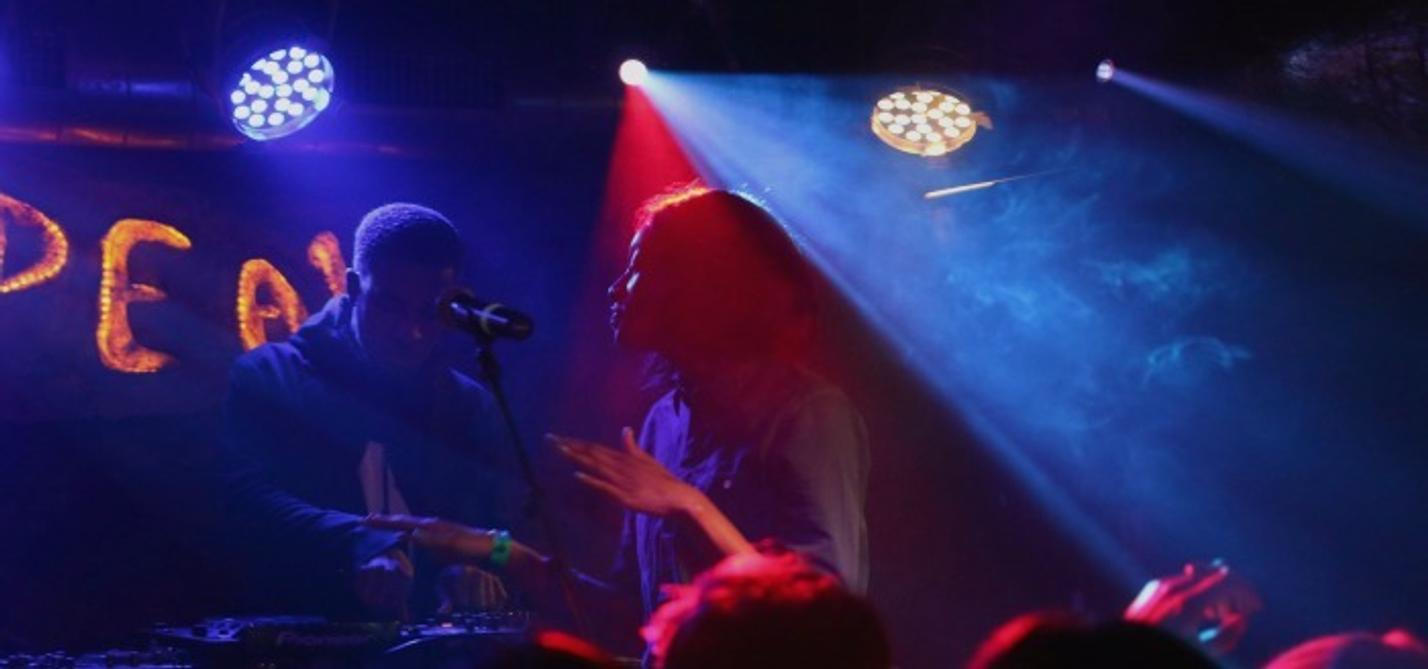 08_Little Simz_Chapeau Rouge Prague
