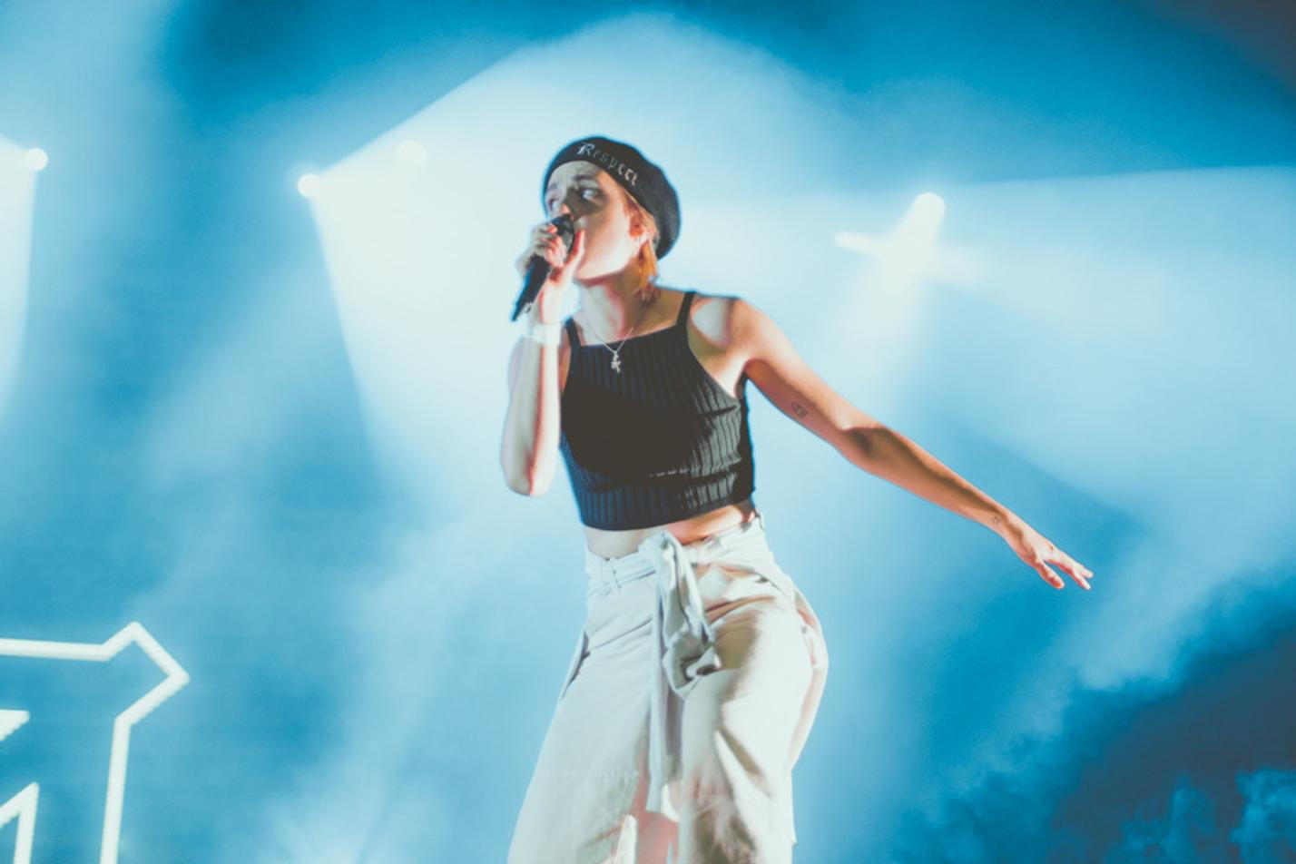 mo
