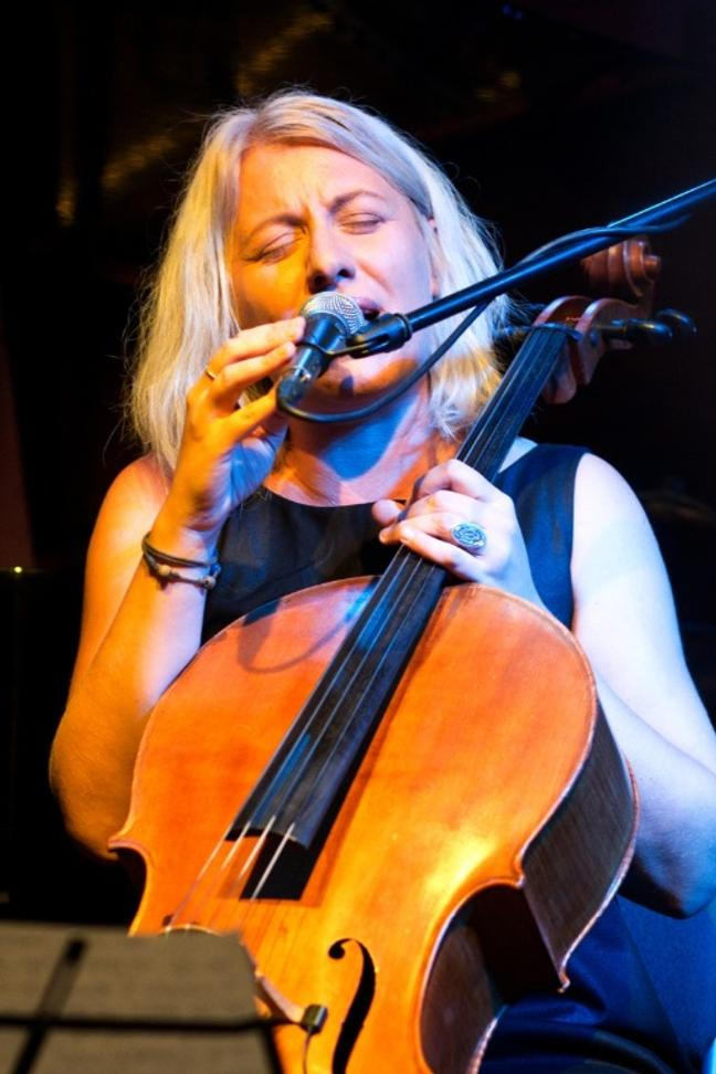 005DorkaBarova