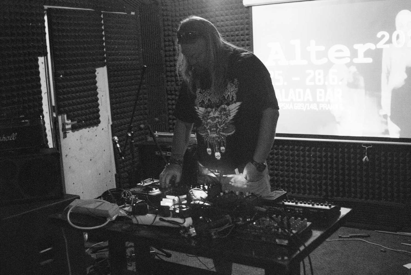 012_CHRUP