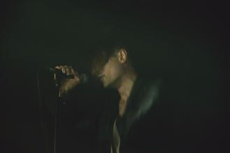 Cold Cave 01